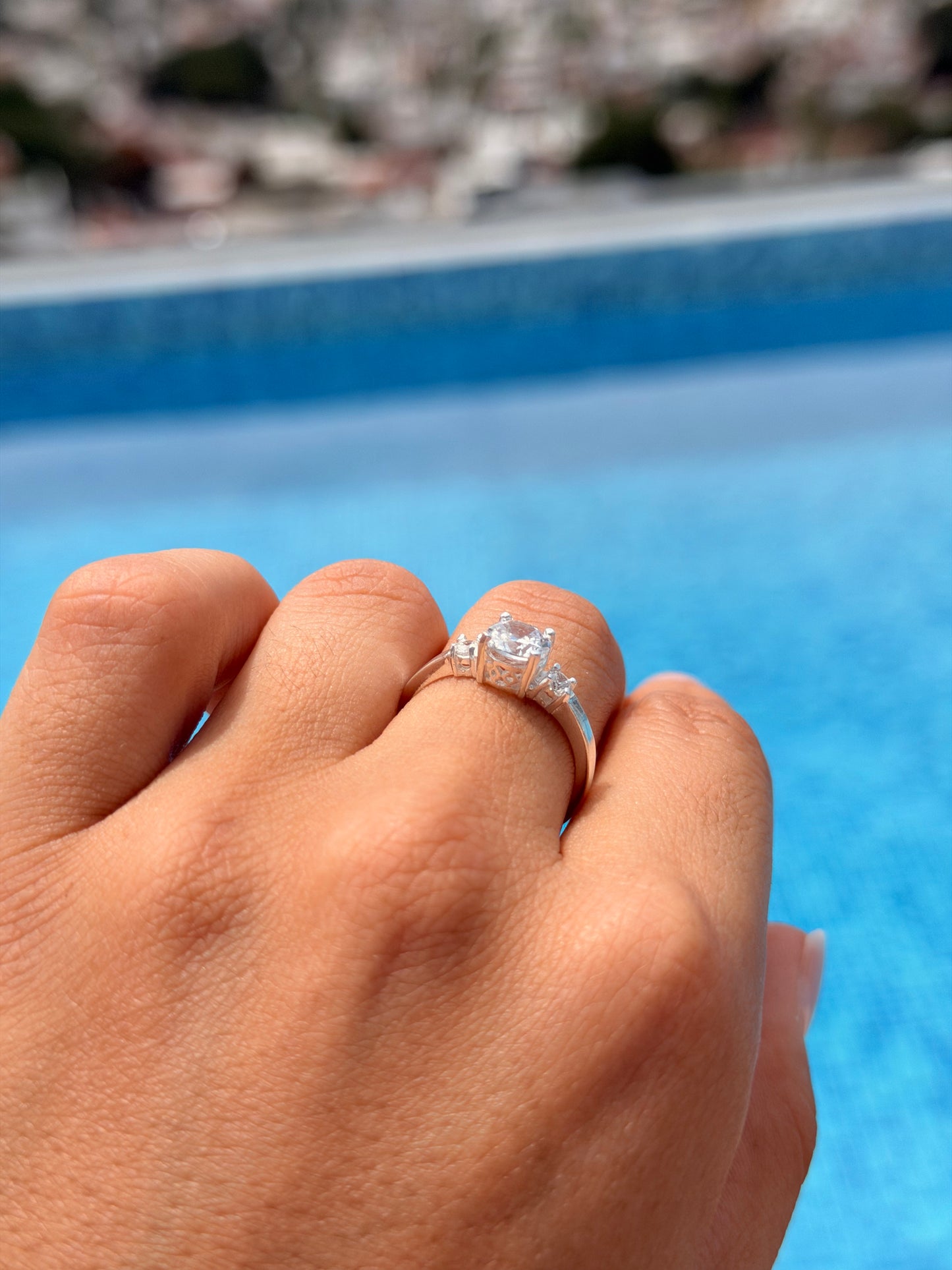 Anillo Finita