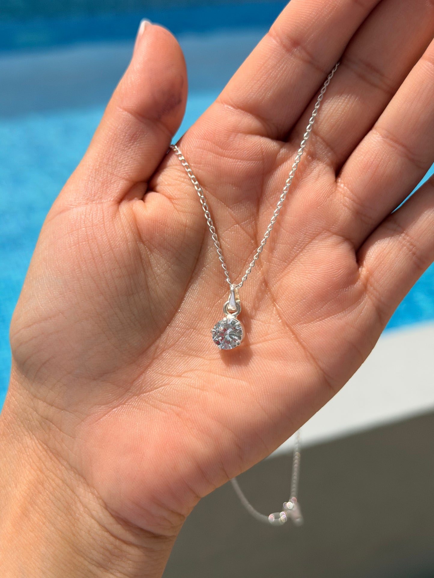 Collar de brillante